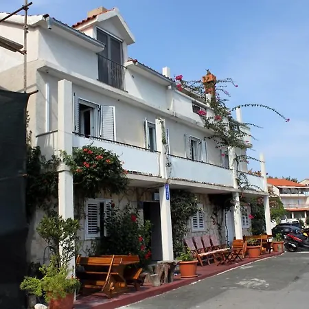 By The Sea Zaklopatica, - 8357